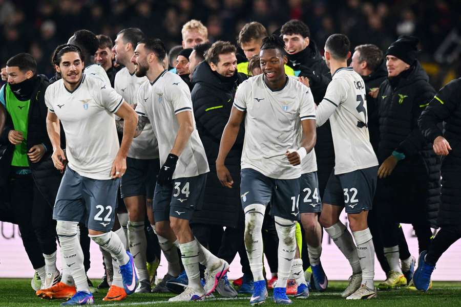 La Lazio élimine Bologne aux tirs au but et va en demie