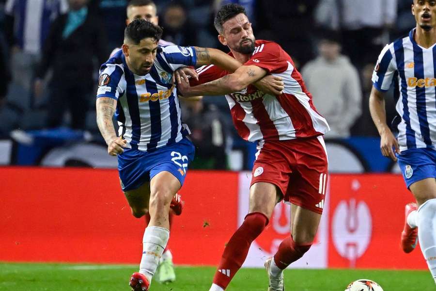 Alan Varela voltou à titularidade