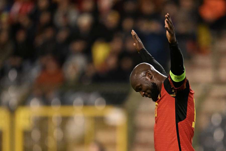 Romelu Lukaku bate el récord de goles en una fase de clasificación