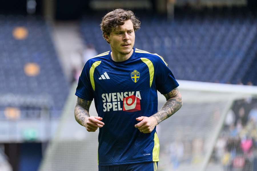 Victor Lindelof wants the Swedes to set back the clock seven hours during the World Cup Victor Lindelof wants the Swedes to set back the clock seven hours during the World Cup