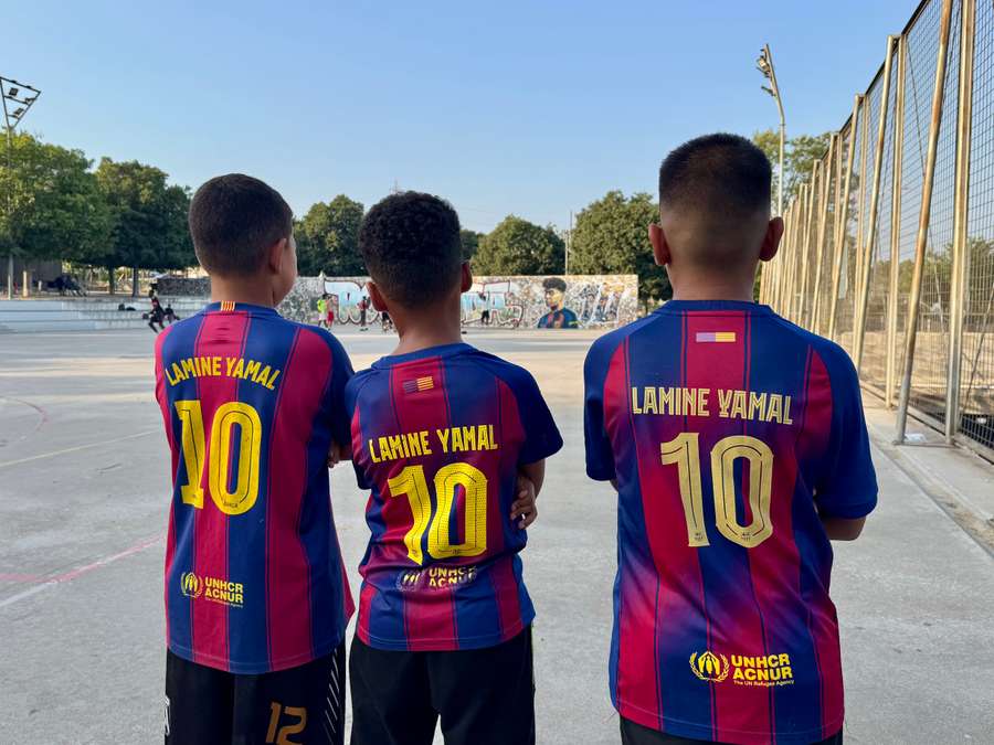 Les plus jeunes arborent presque tous un maillot floqué Les plus jeunes arborent presque tous un maillot floqué