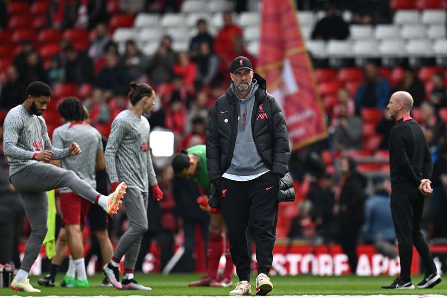 Jurgen Klopp deixou críticas ao árbitro e lembrou o jogo com o Tottenham da época passada