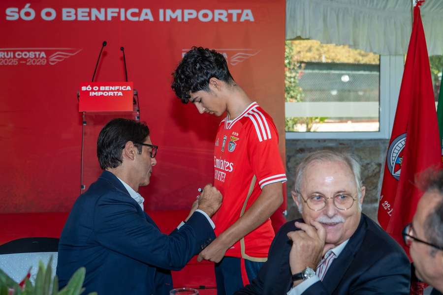 Rui Costa esteve em ação de campanha em Grândola