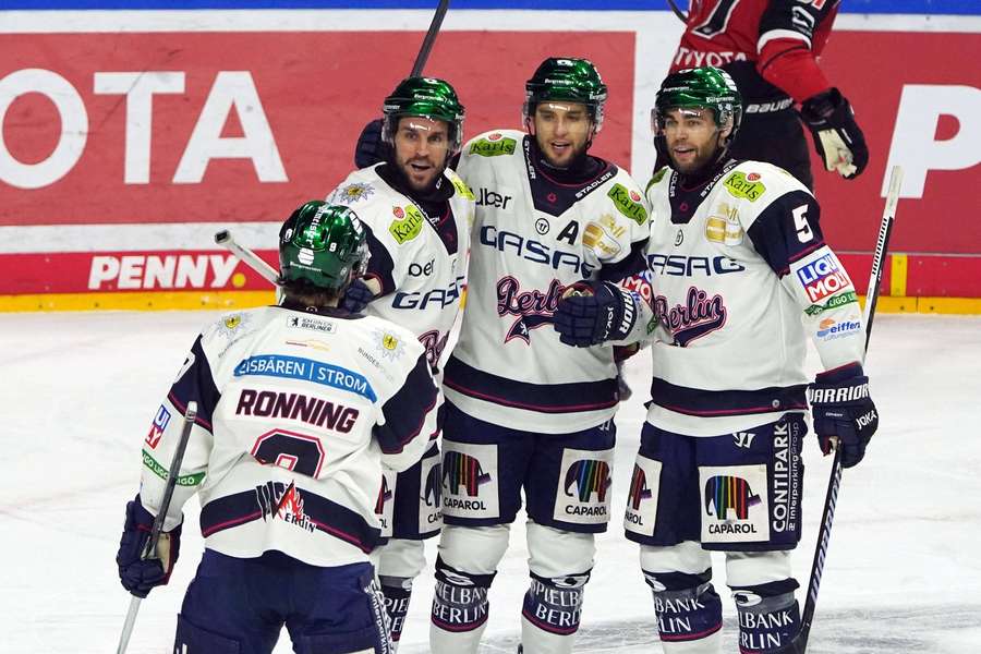 Die Eisbären machen alles klar.