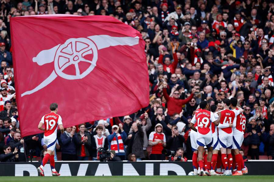Arsenal quer mais uma vitória em um clássico londrino