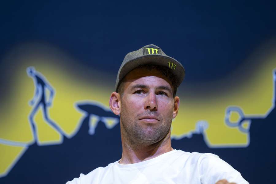 Mark Cavendish tijdens het persmoment vlak voor de Tour