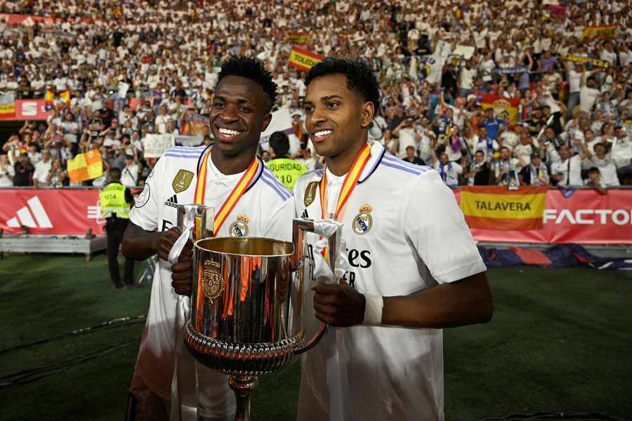 Rodrygo (til højre) stod for begge Madrid-scoringer i lørdagens Copa del Rey-triumf.