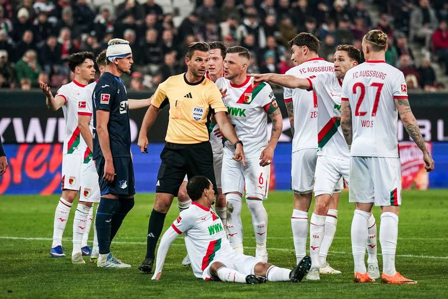 Hoffenheim held to draw by Augsburg as Champions League hopes take a hit Hoffenheim held to draw by Augsburg as Champions League hopes take a hit