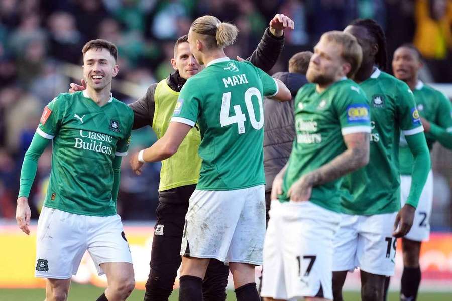 Un nou duel dificil pentru Plymouth 