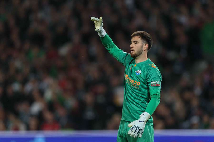 Dennis Seimen vychytal Paderbornu Bundesligu