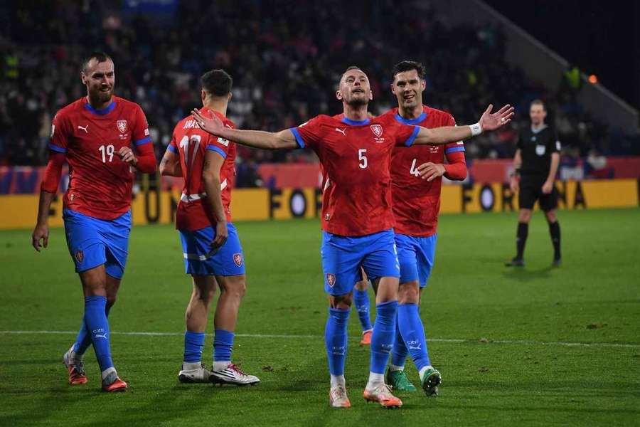 Češi potvrdili roli favorita. Češi potvrdili roli favorita.