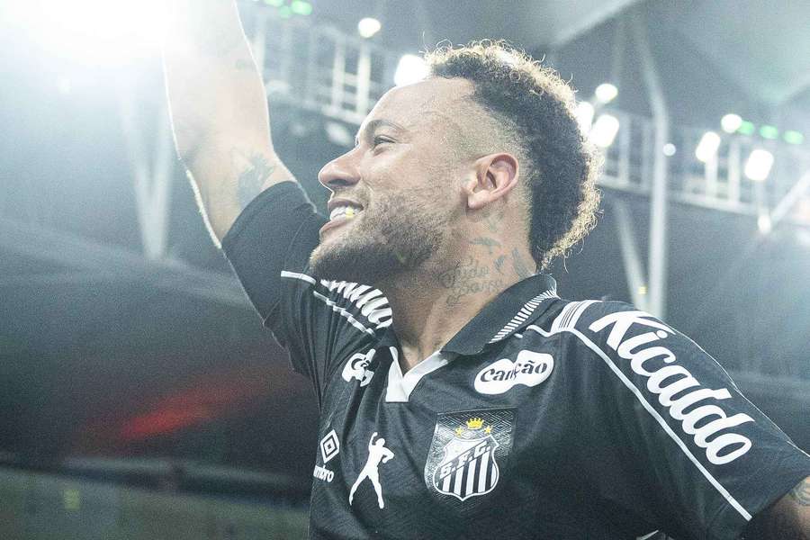 Neymar durante vitória do Peixe no Maracanã Neymar durante vitória do Peixe no Maracanã