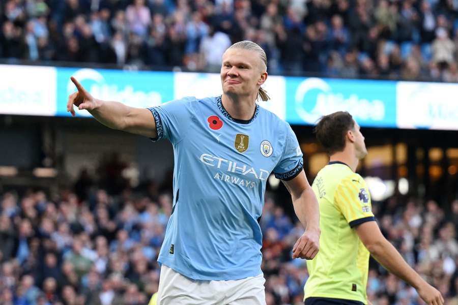 Haaland faz a festa pelo Manchester City