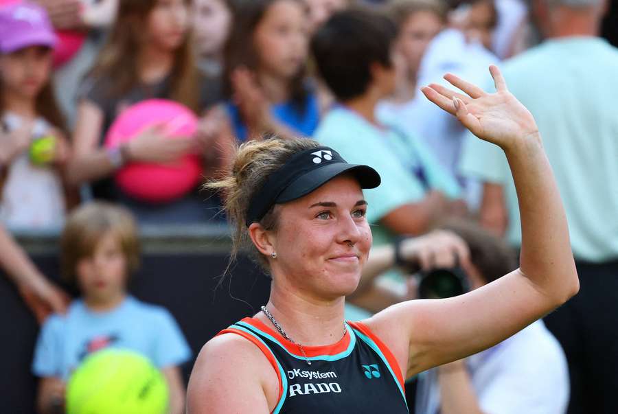 Noskova dimanche. Noskova dimanche.