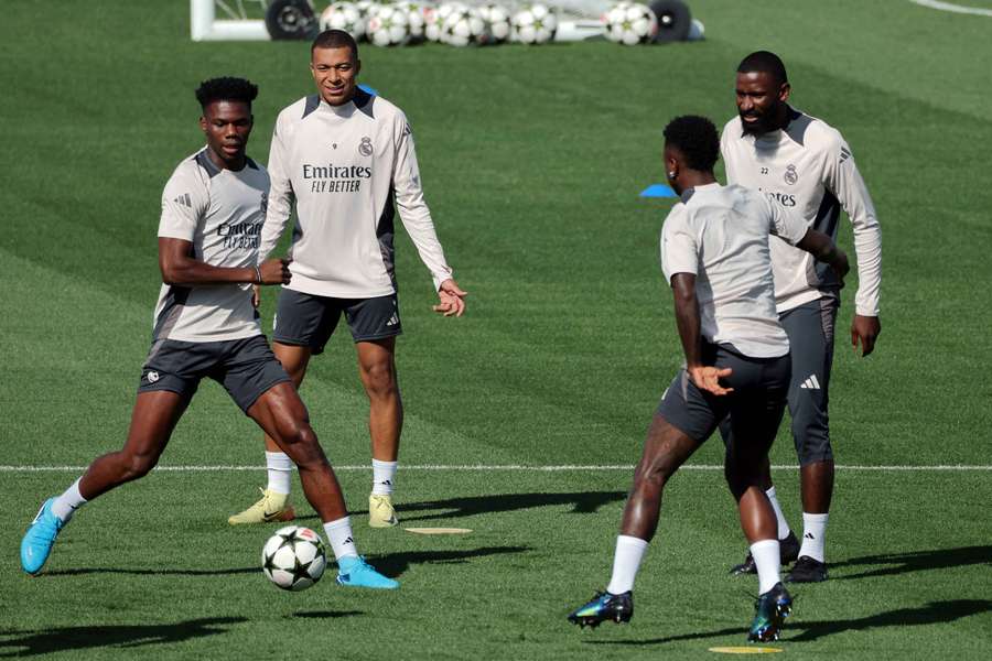 El Real Madrid va con todos los jugadores disponibles a su debut en Champions