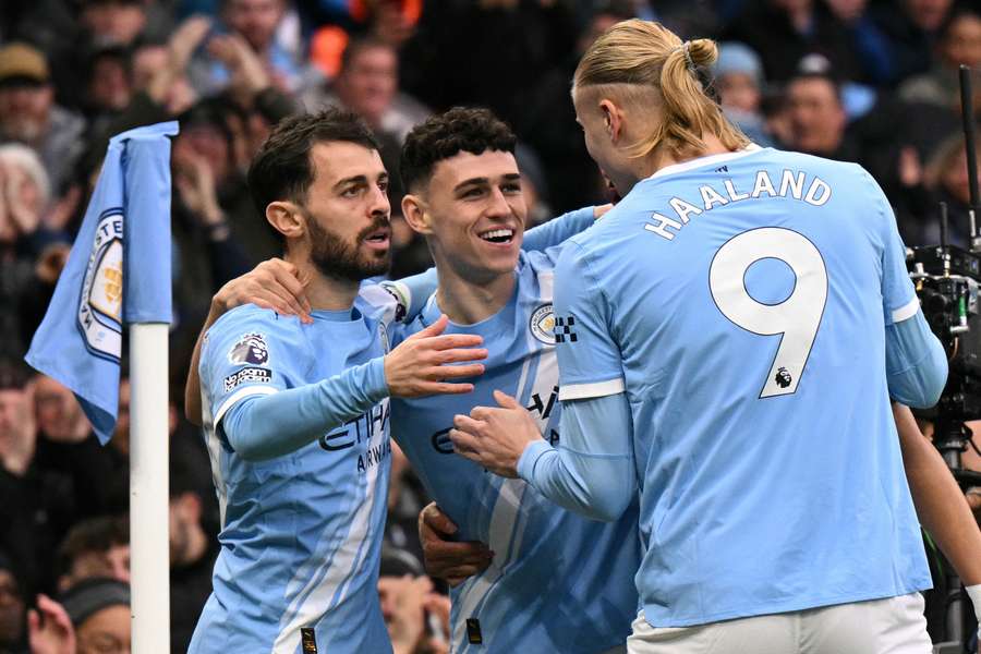 Foden rescata el triunfo del City