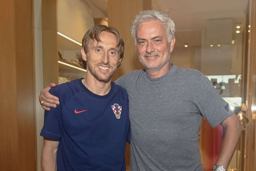 José Mourinho e Luka Modric