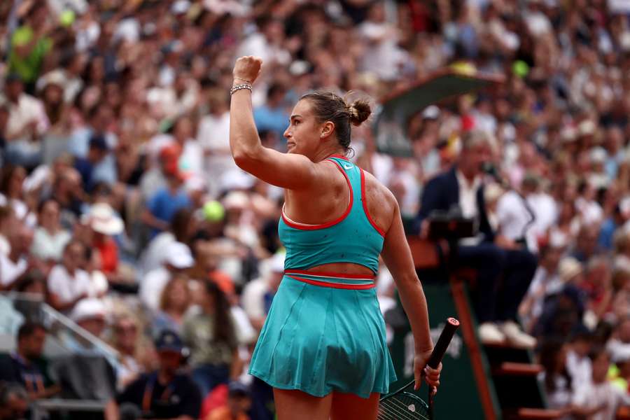Sabalenka comemora ponto marcado sobre Anisimova 