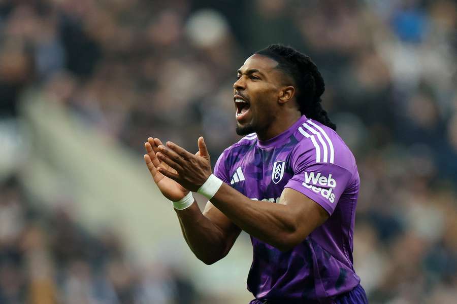 Adama Traoré by měl dorazit formou hostování.