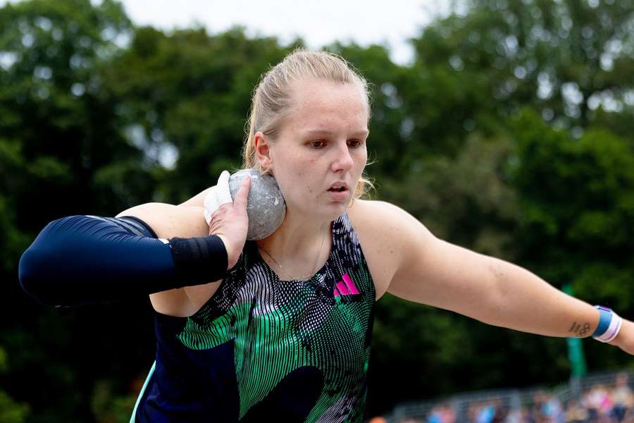 Jessica Schilder stoot met de kogel naar vierde nationale titel