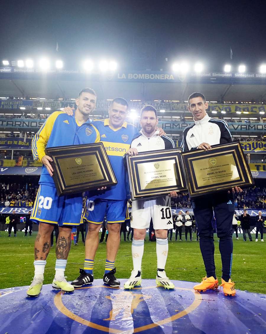 Campeões da Copa do Catar receberam placas comemorativas