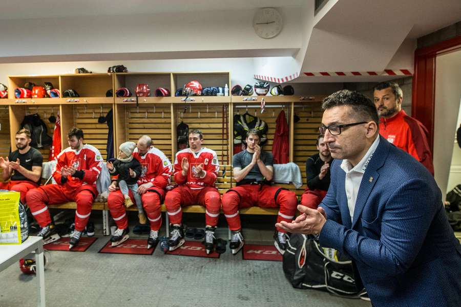 Selekcjoner Robert Kalaber przedłużył kontrakt o kolejny rok. Przed Słowakiem sporo wyzwań