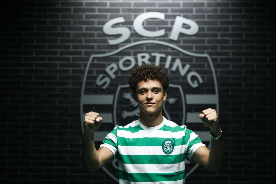 Santiago Honório já veste à Sporting