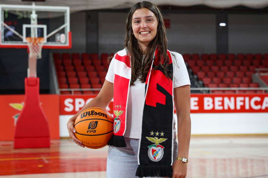 Inês Neto reforça as tricampeãs nacionais

