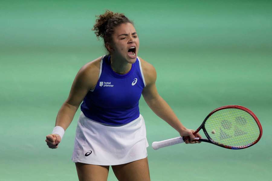 Jasmine Paolini celebrates winning her match against Japan's Moyuka Uchijima