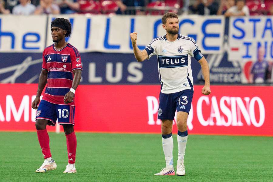Thomas Müller (rechts) bejubelt einen Treffer der Whitecaps