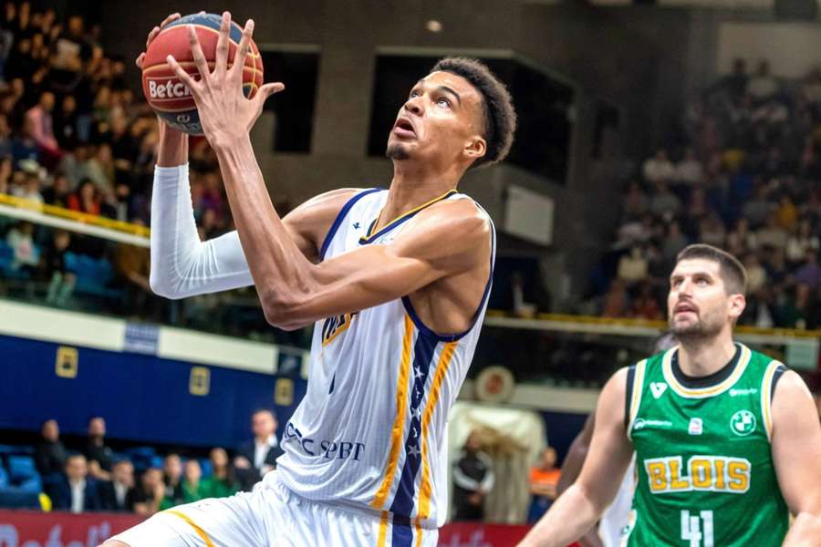 Mets 92's power forward Victor Wembanyama in action for Boulogne-Levallois Metropolitans 92 against ADA Blois Basket 41 in France.