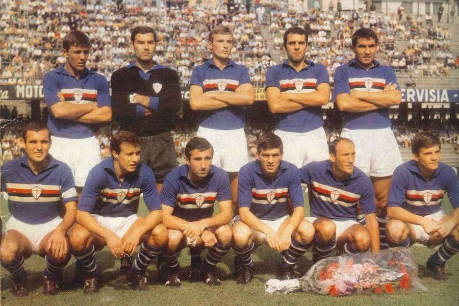 Pietro Battara (segundo a contar da esquerda) numa fotografia da formação da Sampdoria de 1966/67. Pietro Battara (segundo a contar da esquerda) numa fotografia da formação da Sampdoria de 1966/67.