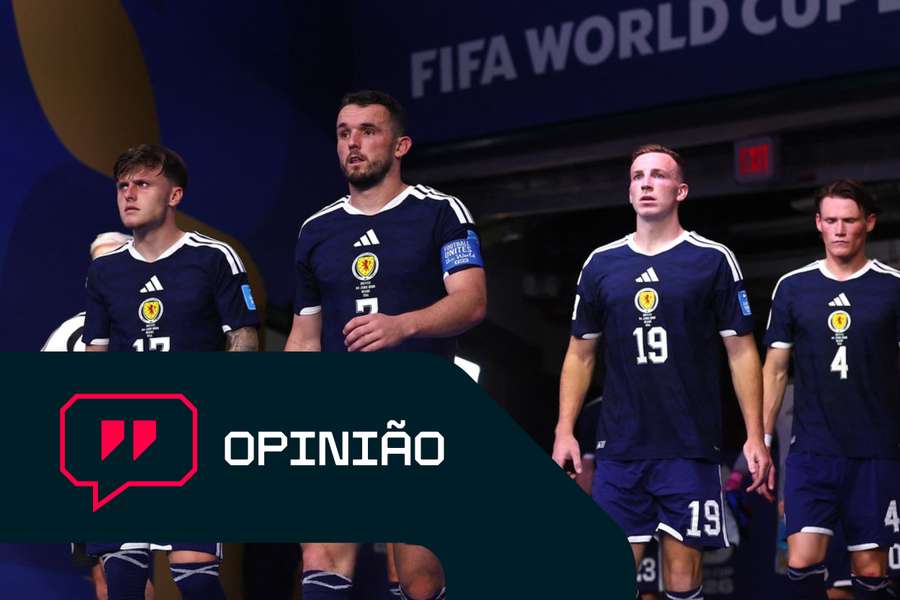 Jogadores da Escócia antes da segunda parte frente ao Brasil