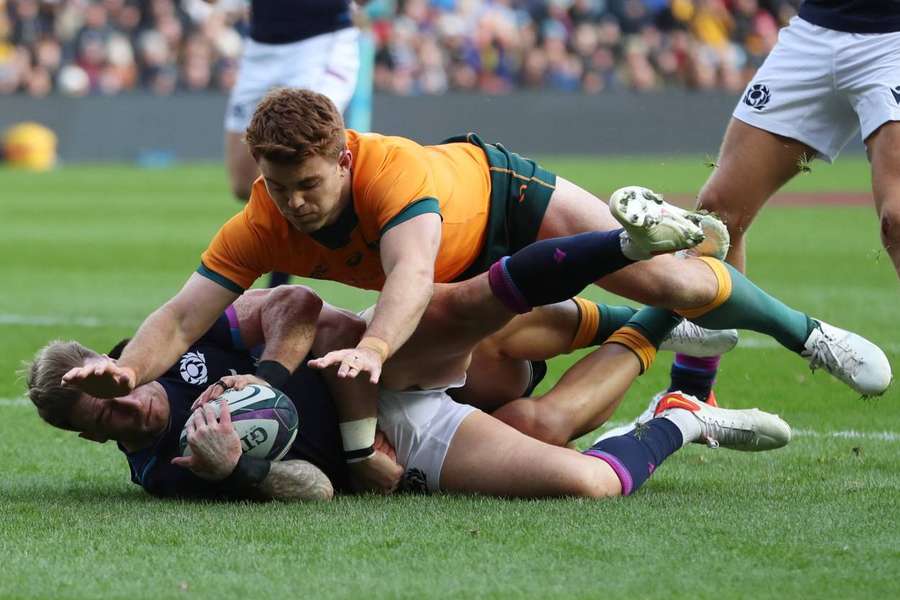 Australia's Kellaway says players must 'front up' against Scotland