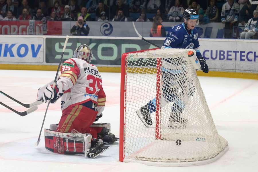 V Nitre videli fanúšikovia až štrnásť gólov.