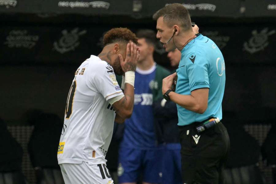 Neymar ce dimanche. Neymar ce dimanche.