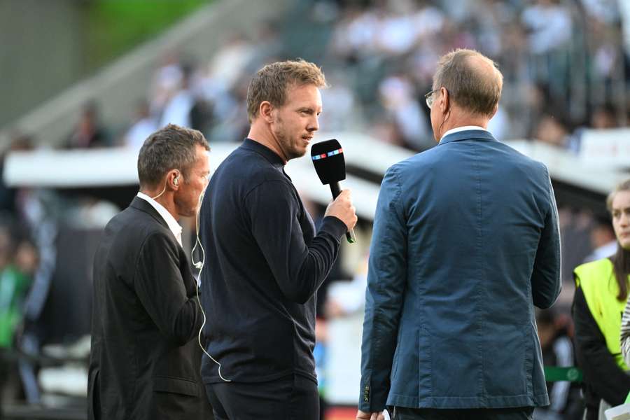 Julian Nagelsmann vysvětluje své rozhodnutí.