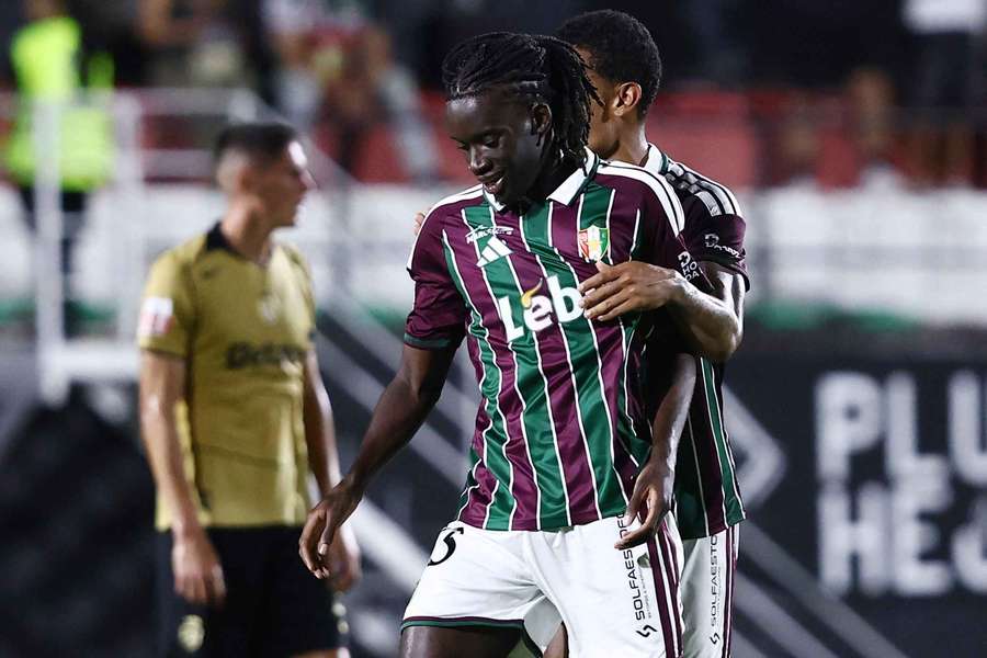 Benito fez o segundo golo do Estrela Benito fez o segundo golo do Estrela