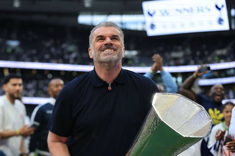 Ange Postecoglou é o novo treinador do Nottingham