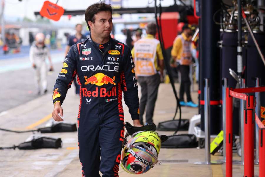 Sergio Pérez, da Red Bull, durante a qualificação em Barcelona