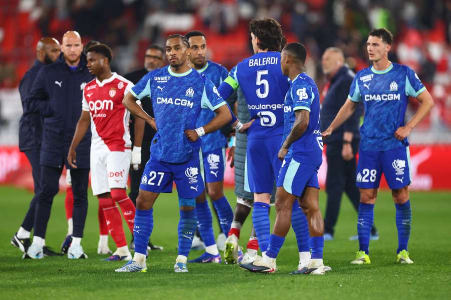 Hráči Marseille po utkání s Monakem.