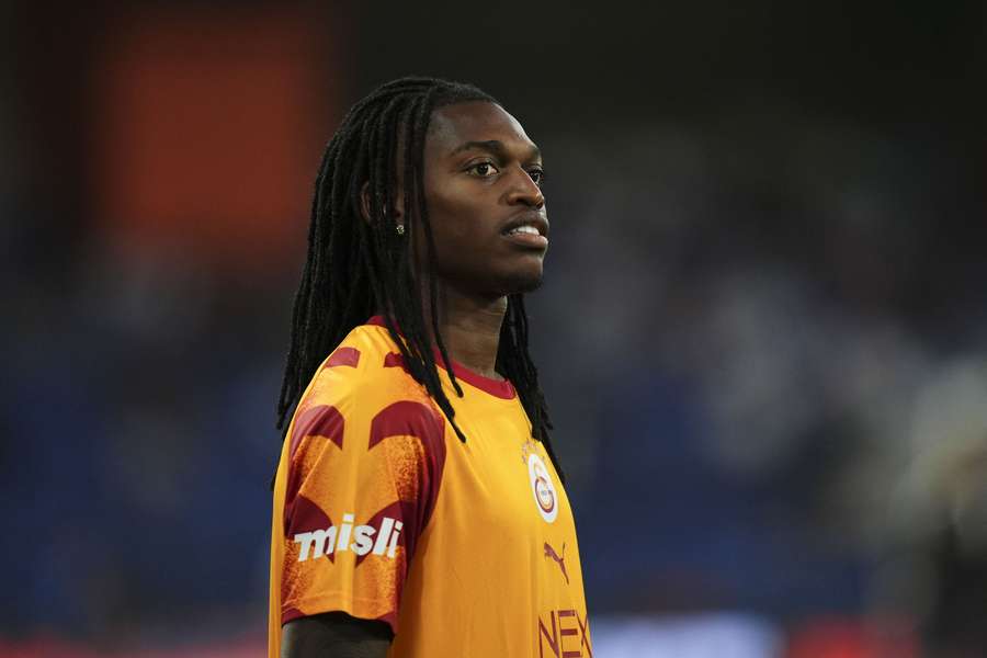 Rafael Leão saiu do banco na segunda parte