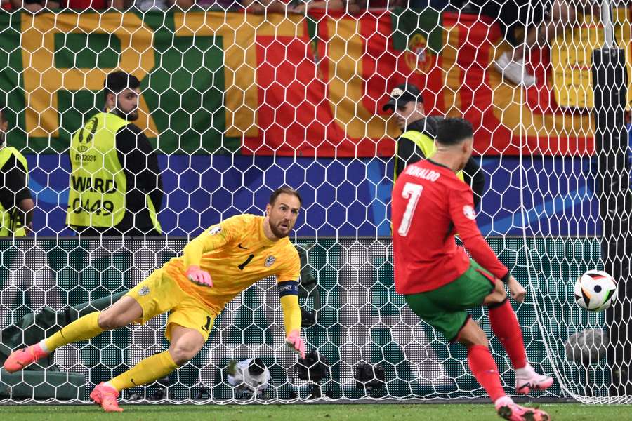 Portugalia merge în sferturi după un meci dramatic cu Slovenia