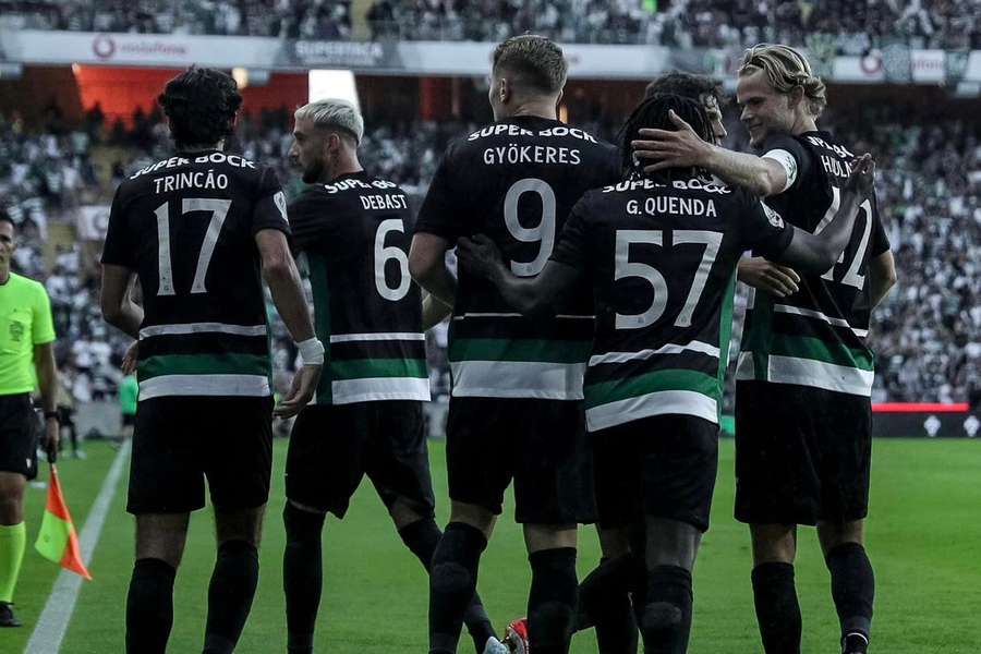 Leões arrancam para a Liga como campeões nacionais Leões arrancam para a Liga como campeões nacionais