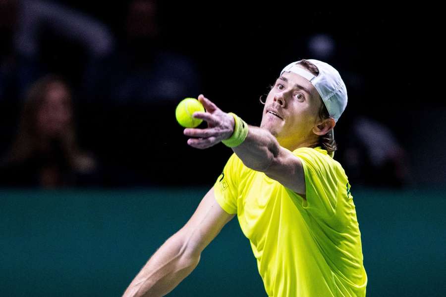 De Minaur venceu por 2 a 0 (6-2 e 6-2) 