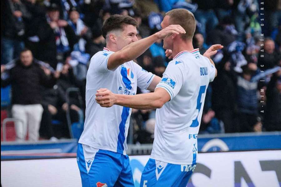 Baník Ostrava si v ligovém duelu s Duklou s chutí zastřílel.