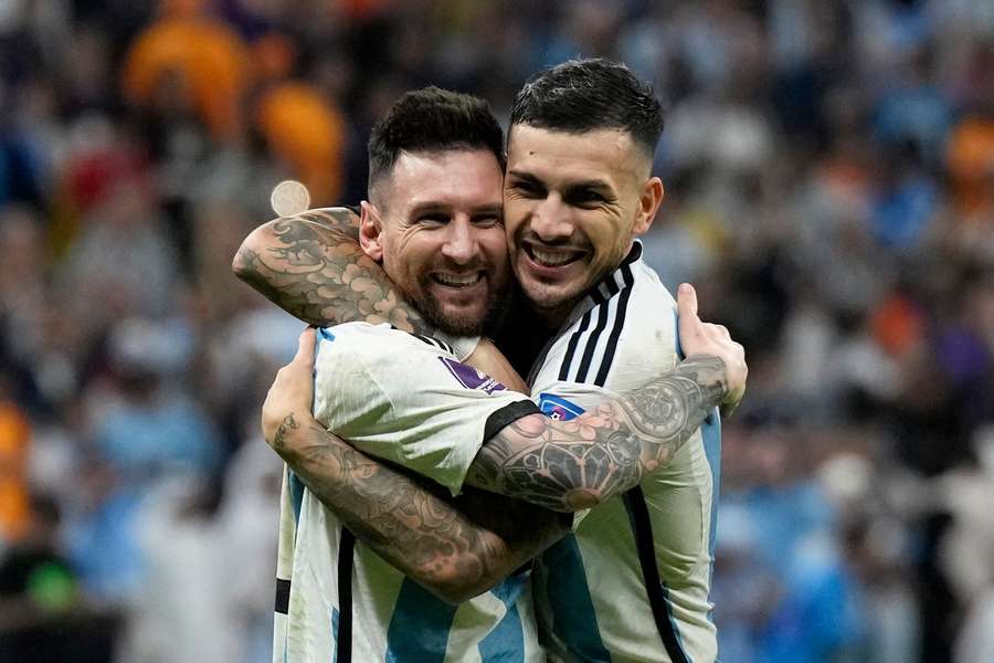 Messi și Paredes la Cupa Mondială din Qatar