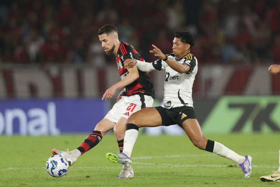 Flamengo venceu o Galo na última rodada do Brasileirão Flamengo venceu o Galo na última rodada do Brasileirão