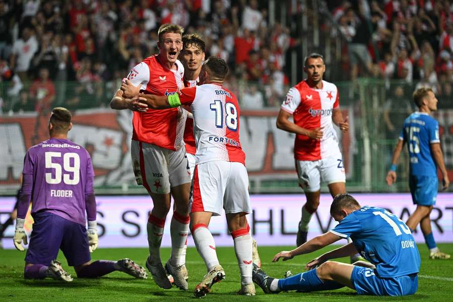 Štěpán Chaloupek poprvé skóroval v dresu Slavie.