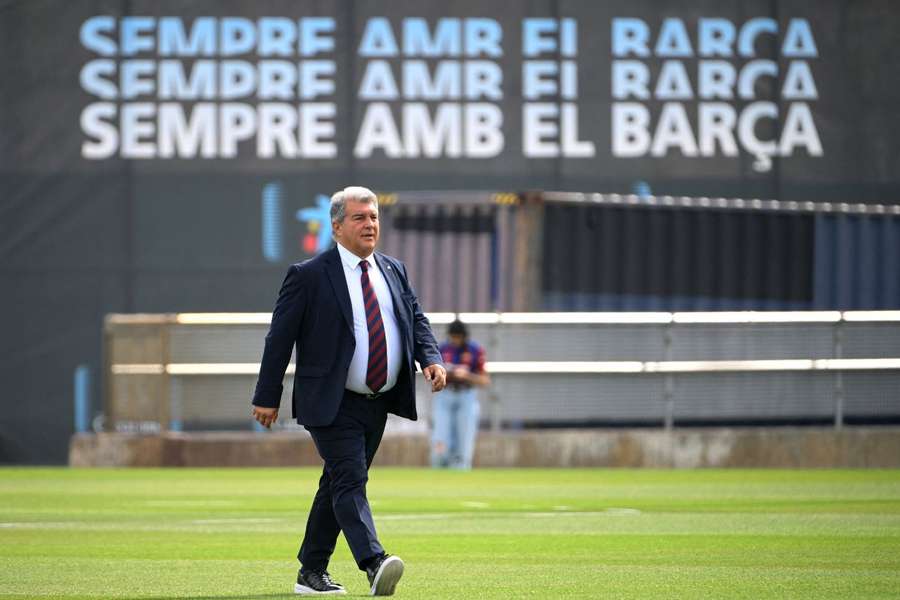 Laporta jest gotowy pozostawić Xaviego na stanowisku trenera Blaugrany